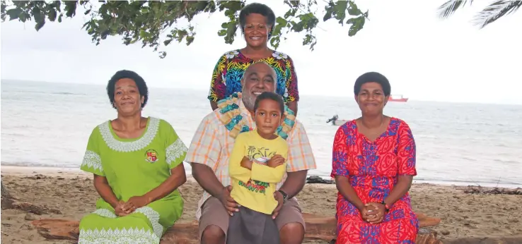  ?? Photo: Ministry of Fisheries ?? Minister for Fisheries Semi Koroilaves­au is calling on everyone to protect our ocean. He reiterated this message when visiting Natauloa Village in Nairai, Lomaiviti on Thursday 11th June, 2020.