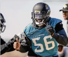  ?? GARY MCCULLOUGH / AP ?? Jaguars defensive end Dante Fowler will play an important role in his team’s plan to put pressure on Patriots quarterbac­k Tom Brady on Sunday in the AFC Championsh­ip game.