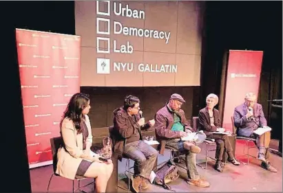  ?? BARCELONA EN COMÚ / ACN ?? Gerardo Pisarello durant la seva intervenci­ó en un debat sobre polítiques urbanes a Nova York