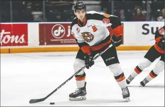  ?? NEWS PHOTO RYAN MCCRACKEN ?? Medicine Hat Tigers defenceman Cole Clayton looks for a pass during a Western Hockey League game against the Swift Current Broncos on Tuesday, Jan. 28, 2020 at the Canalta Centre.