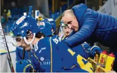  ?? KEYSTONE ?? Christian Wohlwend im Aufwind. HCD gegen Trinec auf 20min.ch
20.15