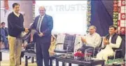  ??  ?? Chief secretary Alok Ranjan and executive trustee Tata Trusts R Venkatrama­n after signing the MoU in the presence of CM Akhilesh Yadav and Tata Trusts chairman Ratan Tata.