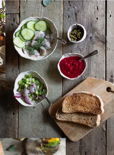  ??  ?? Tasty for two, but also brilliant as a buffet, DIY smørrebrød is a spread with added bite