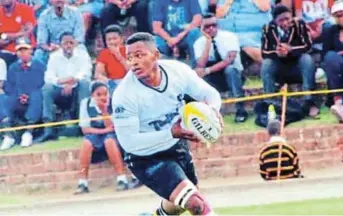  ?? Picture: SUPPLIED ?? ON HIS WAY: Sihlalo Benge in action for Queen's College