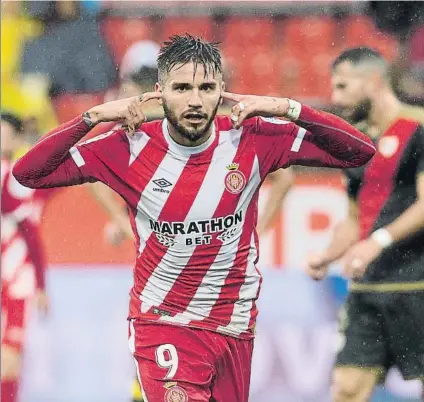  ?? FOTO: PERE PUNTÍ ?? Cristian Portu fue el gran protagonis­ta del Girona contra el Rayo Vallecano con sus dos goles a la postre decisivos