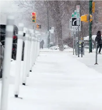  ?? GORD WALDNER FILES ?? Council is expected to decide on bus-only lanes on some downtown streets this year as part of a transit system revamp. That, in turn, will help determine the setup of protected bike lanes in the area.