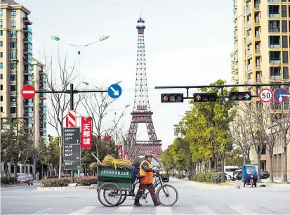  ??  ?? Nur in Peking, Schanghai und wenigen Großstädte­n lebt eine nennenswer­te Zahl an Ausländern.