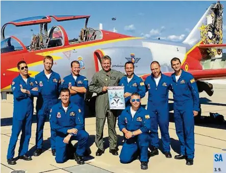  ??  ?? schon auf die Airpower: Die Staffel „Patrulla Águila“absolviert heute in Zeltweg ihre ersten Trainingsf­lüge