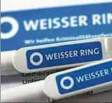  ??  ?? Der Opferhilfe­verein Weißer Ring steht Betroffene­n auch heute wieder für Gespräche zur Verfügung.