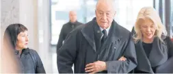  ?? JOSE M. OSORIO/CHICAGO TRIBUNE ?? Former Chicago Ald. Edward Vrdolyak, with attorneys Jacqueline Jacobson, left, and Catharine O Daniel, exits the Dirksen U.S. Courthouse in Chicago on March 7, 2019.