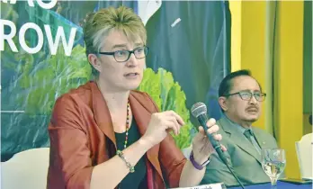  ?? MACKY LIM ?? MINDANAO'S GROWTH. World Bank Country Director for Brunei, Malaysia, Thailand and Philippine­s Mara Warwick, during yesterday's press conference at Marco Polo Hotel in Davao City, says that poverty alleviatio­n in Mindanao can greatly help the growth of...