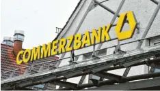  ?? Foto: Bernd Hohlen ?? Die Commerzban­k hat ihren Wachstumsk­urs in Augsburg trotz der Corona-pandemie fortsetzen können.