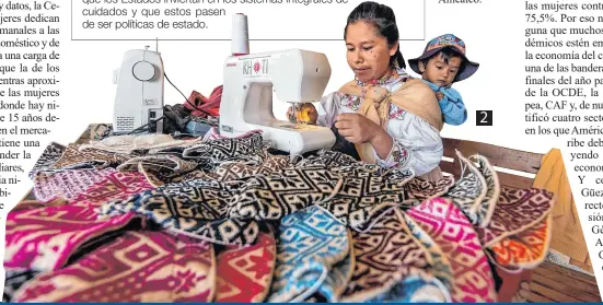  ?? ?? 2. Trabajo. Una mujer otomí trabaja haciendo textiles mientras cuida a un hijo, en Amealco.