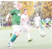  ?? FOTO: KURT KOSLER ?? Auch in Diensten des VfB Solingen bewies Daniel Redmer Woche für Woche seinen Torhunger.