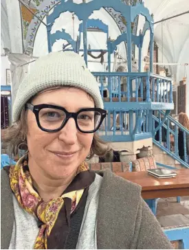  ?? PROVIDED BY MAYIM BIALIK Public relations director for Chabad.org ?? “The things that are happening now are the things that happened which led my grandparen­ts to flee eastern Europe,” actor Mayim Bialik said. Here, she is pictured during a recent trip to Israel.