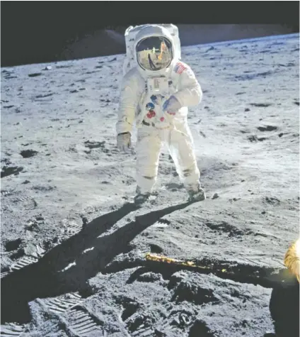  ?? STATEMENT PICTURES FOR CNN FILMS/MACGILLIVR­AY FREEMAN FILMS ?? Astronaut Buzz Aldrin on the surface of the moon.