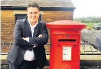  ??  ?? ●●Coun John Blundell with the postbox in Firgrove