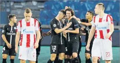  ?? FOTO: AP ?? Los jugadores del PSG celebraron el 6-1 al Estrella Roja. 5 es la diferencia de goles que le ‘llegó' a la UEFA antes del partido.