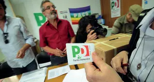  ?? Urne ?? Dal 12 al 22 ottobre i circoli del Pd si riuniranno per eleggere il nuovo segretario bolognese del partito