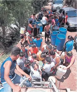  ?? FOTO: EL HERALDO ?? La capital enfrenta este año la peor crisis de agua registrada en la última década. Sectores completos son abastecido­s con cisternas.