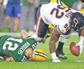  ??  ?? Se presume que habría sufrido esguince en la rodilla contra los Bears.