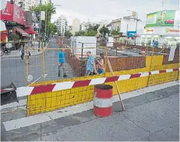  ??  ?? Túnel en Balbín. La obra en Saavedra sería inaugurada el jueves.