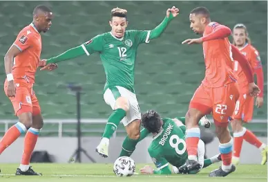  ?? — Gambar AFP ?? HANGAT: Dublin.
Babak aksi perlawanan kelayakan Piala Dunia 2022 di antara Republik Ireland dan Luxembourg di Stadium Aviva di