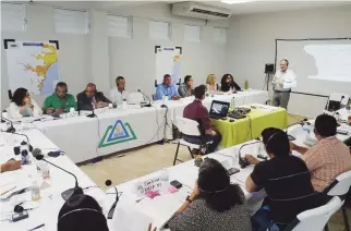  ??  ?? MITIGACIÓN DE RIESGOS. Un ejercicio interagenc­ial en Punta Santiago en Humacao se efectuó ayer, lo que también se hizo en Utuado.