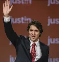  ?? DAVID COOPER/TORONTO STAR ?? Justin Trudeau waves to the crowd at the federal Liberal showcase last week at the Metro Toronto Convention Centre.