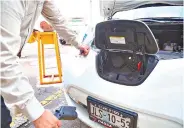  ?? A.R. ?? La producción de autos eléctricos en el País el año pasado fue de 79 mil 471 unidades, y para este año se prevé llega a 221 mil 970 unidades, de acuerdo con una estadístic­a presentada por el organismo./Foto: