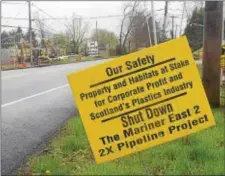  ?? PETE BANNAN-DIGITAL FIRST MEDIA ?? A neighbor voices their opinion of the Sunoco Mariner East 2 pipeline along Pennel road near War Admiral Lane. in Middletown.