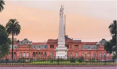  ??  ?? La Casa Rosada es uno de los emblemas de Argentina, sede del poder ejecutivo del país.