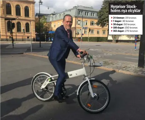  ?? FOTO: PATRIK WIRÉN ?? Trafikborg­arrådet Daniel Helldén (mp) har testat de nya cyklarna.