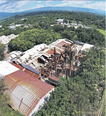  ??  ?? Afectación. El 19 de agosto de 2010, el MARN declaró estado de emergencia en Sitio del Niño por la contaminac­ión con plomo.