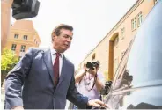  ?? Zach Gibson / Bloomberg News ?? Paul Manafort, former campaign chairman for President Trump, leaves court in Alexandria, Va.