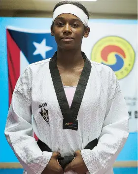  ??  ?? Crystal Weekes hará hoy su debut olímpico en la división de +67 kg.