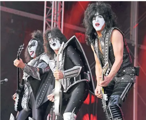  ?? FOTO: DPA ?? Kiss spielt beim Rockfestiv­al „Tons of Rock“2019 in Oslo.