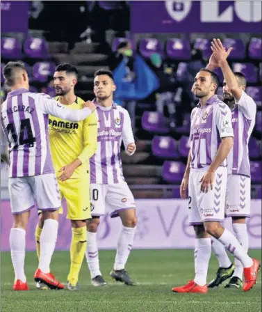  ??  ?? PARTIDOS DUROS. El calendario más próximo depara enfrentami­entos difíciles al Real Valladolid.