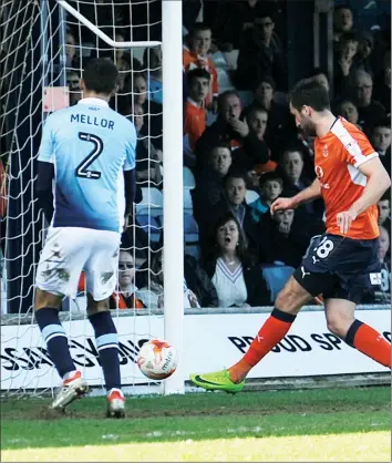  ??  ?? OLLIE, OLLIE, OLLIE: Palmer scores the late winner for Luton