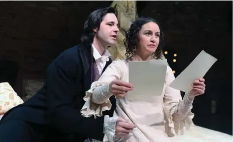  ?? COLIN MCCONNELL/TORONTO STAR ?? Matthew Edison plays Robert Browning while Irene Poole takes on the role of Elizabeth Barrett Browning in How do I Love Thee?