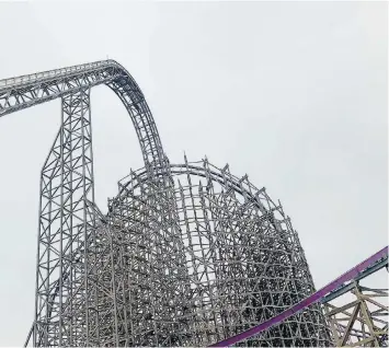  ?? DEWAYNE BEVIL/ORLANDO SENTINEL ?? Constructi­on work continues on Iron Gwazi, a hybrid roller coaster set to open next year at the Busch Gardens Tampa theme park.