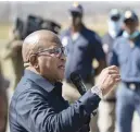  ?? Picture: Michel Bega ?? TALKING TRAFFIC. Transport Minister Fikile Mbalula addresses policemen.