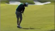  ?? CHARLIE RIEDEL — THE ASSOCIATED PRESS ?? Zach J. Johnson practices on the 10th hole for the PGA Championsh­ip.