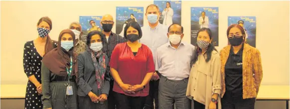  ?? Photo / Ilona Hanne ?? Minister Priyanca Radhakrish­nan and New Plymouth MP Glen Bennett met with members of the Taranaki multi-ethnic council executive committee on Friday.