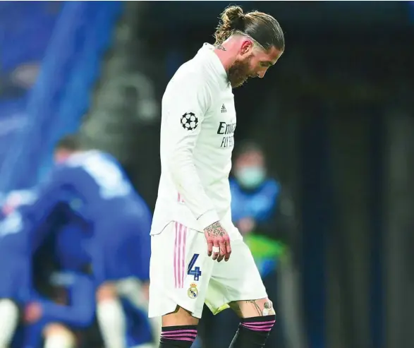  ?? REUTERS ?? Sergio Ramos, en el Chelsea-Real Madrid. Tras jugar ese partido, se ha vuelto a lesionar