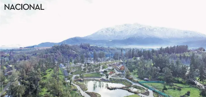  ??  ?? ► El Pueblito Las Vizcachas está emplazado en la entrada del Camino a San José de Maipo, a 50 minutos en automóvil del centro neurálgico de Santiago.