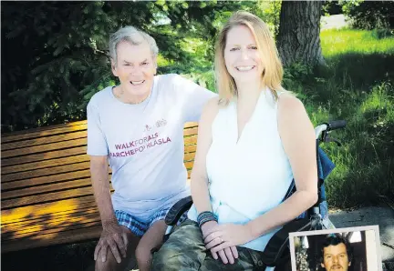  ?? ASHLEY FRASER ?? Peter Sharman and daughter Carol Skinner took part in the Walk for ALS last Saturday. Skinner’s teams have raised more than $26,000 over the past four years.