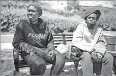  ?? LUCY NICHOLSON / REUTERS ?? Patricia, 26, and Denzel, 27, from Indiana, sit on a park bench in Los Angeles, California, US April 11, 2018. They have been homeless for almost two years.