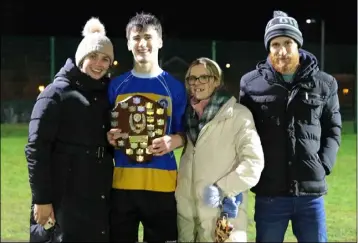  ?? ?? Eoin Deering and his family.