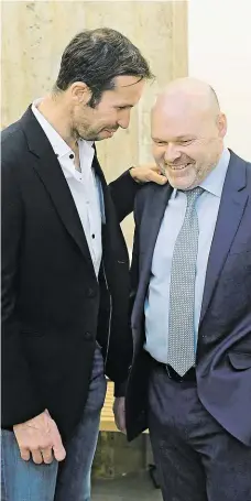  ?? Foto: Profimedia ?? Už toho nech Profesor Kolář (vpravo), sportovci uznávaný mág, loni doporučil Radku Štěpánkovi, aby s tenisem skončil.